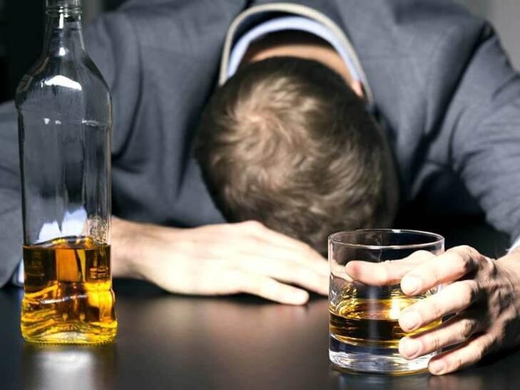 Il consumo di alcol come causa di vene varicose